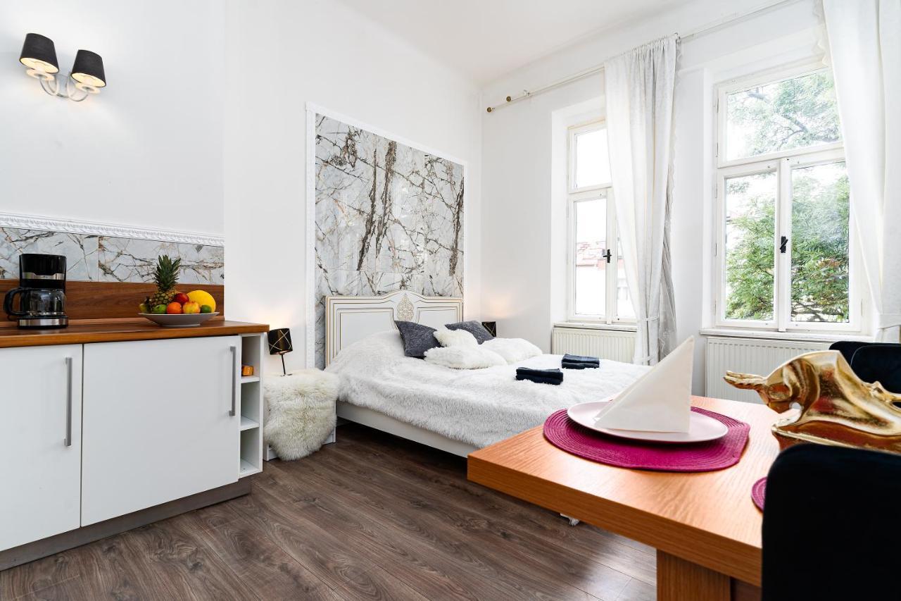 Emperors Elegance Suite Prag Dış mekan fotoğraf